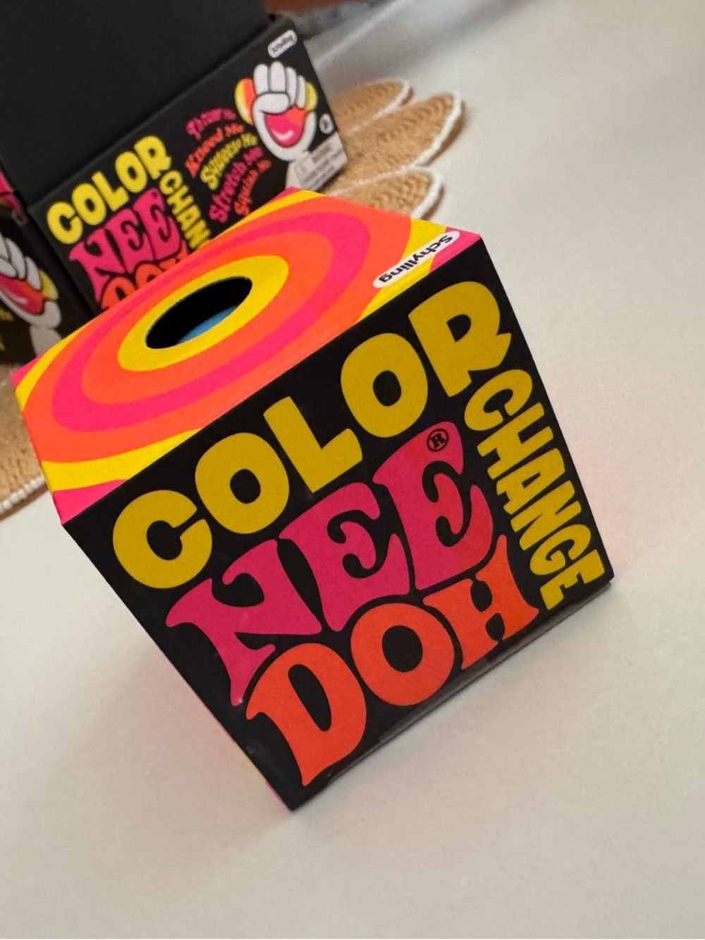 Color Changing NeeDoh Stress Ball Toy - Pink/Orange